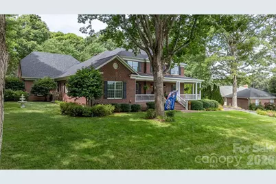 3740 Pinecrest Drive NE, Hickory, NC 28601 - Photo 44