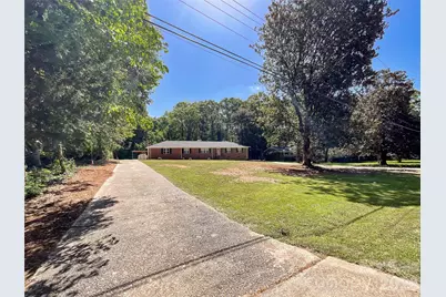 6728 Lakeside Drive, Charlotte, NC 28215 - Photo 48