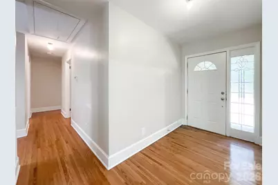 6728 Lakeside Drive, Charlotte, NC 28215 - Photo 26