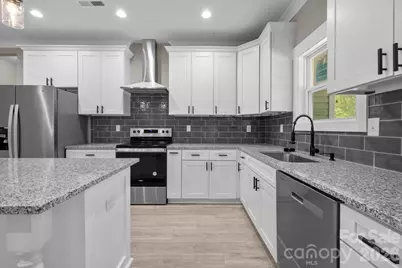 79 Crystal Mountain Drive, Hendersonville, NC 28739 - Photo 4