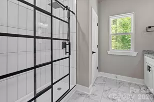79 Crystal Mountain Dr, Hendersonville, NC 28739 - Photo 12
