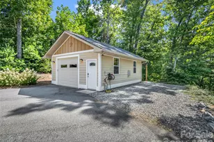 930 Big Raven Ln, Saluda, NC 28773 - Photo 6
