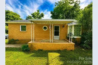128 E Hilltop Drive, Gastonia, NC 28054 - Photo 1
