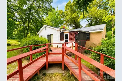 128 E Hilltop Drive, Gastonia, NC 28054 - Photo 10