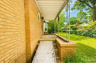 128 E Hilltop Dr, Gastonia, NC 28054 - Photo 4