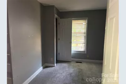 706 N Logan Street, Gastonia, NC 28052 - Photo 6