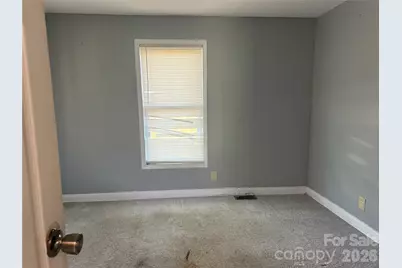706 N Logan Street, Gastonia, NC 28052 - Photo 4