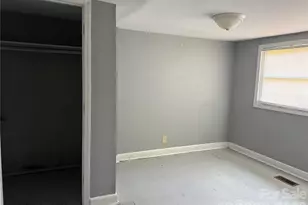 706 N Logan St, Gastonia, NC 28052 - Photo 8