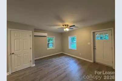 2621 E Greenbriar Road, Statesville, NC 28625 - Photo 6