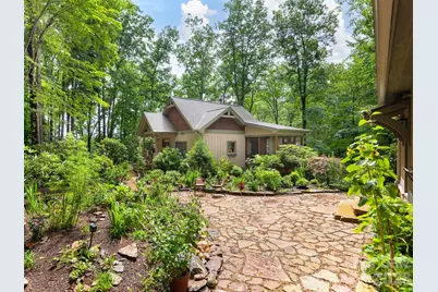 352 Celo Cove Drive #18, Burnsville, NC 28714 - Photo 2