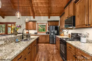 352 Celo Cove Dr, Burnsville, NC 28714 - Photo 10