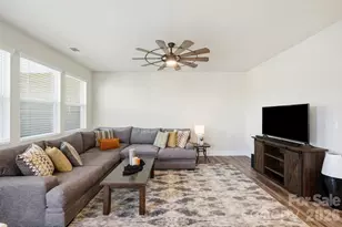 2745 Ensemble Ct, Charlotte, NC 28262 - Photo 16