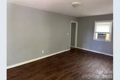 705 N Logan Street, Gastonia, NC 28052 - Photo 2