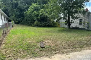 705 N Logan St, Gastonia, NC 28052 - Photo 4