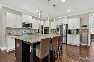 804 Sardis Ln, Charlotte, NC 28270 - Photo 14