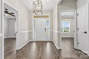 8710 Arrowhead Pl Ln, Cornelius, NC 28031 - Photo 4