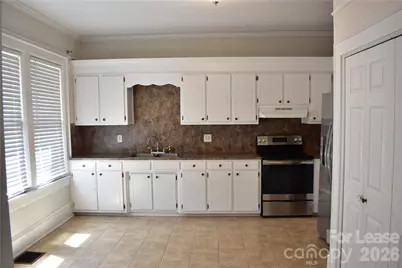 629 N Cedar Street, Lincolnton, NC 28092 - Photo 4