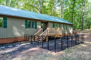 272 Massey Deal Rd, Statesville, NC 28625 - Photo 2