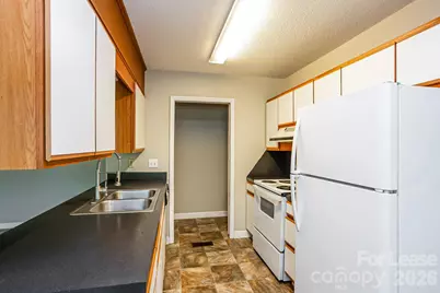 18805 Bluff Point Road #B, Cornelius, NC 28031 - Photo 6