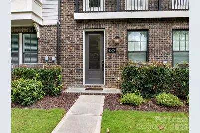 2555 Deacon Avenue, Charlotte, NC 28204 - Photo 2