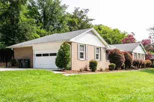 171 Suburban Ave NE, Concord, NC 28025 - Photo 2