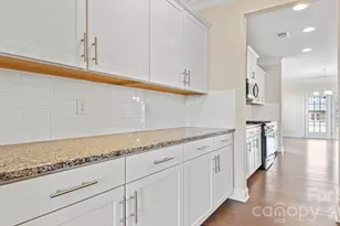 446 River Btm Rd, Fletcher, NC 28792 - Photo 8