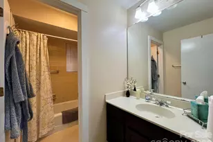 200 Foxlair Ct, Matthews, NC 28105 - Photo 24