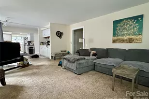 200 Foxlair Ct, Matthews, NC 28105 - Photo 38