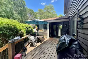 200 Foxlair Ct, Matthews, NC 28105 - Photo 20
