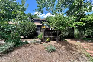 200 Foxlair Ct, Matthews, NC 28105 - Photo 4
