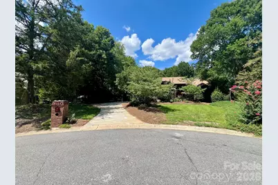 200 Foxlair Court, Matthews, NC 28105 - Photo 1