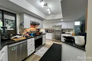 200 Foxlair Ct, Matthews, NC 28105 - Photo 42