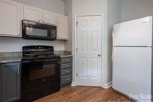 23 Scottish Cir, Asheville, NC 28803 - Photo 16