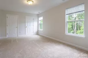 23 Scottish Cir, Asheville, NC 28803 - Photo 18