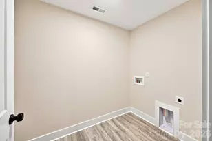 402 North St, Dallas, NC 28034 - Photo 28