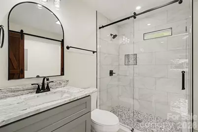 4219 Tipperary Place, Charlotte, NC 28215 - Photo 18
