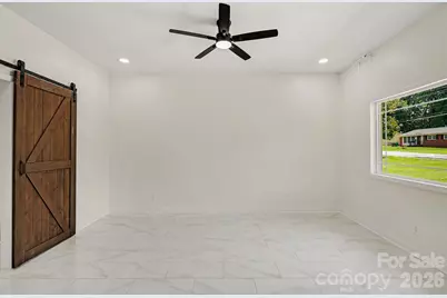 4219 Tipperary Place, Charlotte, NC 28215 - Photo 14