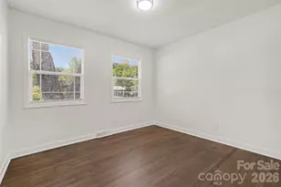 4219 Tipperary Pl, Charlotte, NC 28215 - Photo 22