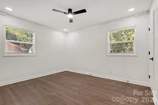 4219 Tipperary Pl, Charlotte, NC 28215 - Photo 20