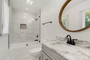 4219 Tipperary Pl, Charlotte, NC 28215 - Photo 24