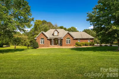 3808 Falling Creek Road NE, Hickory, NC 28601 - Photo 2