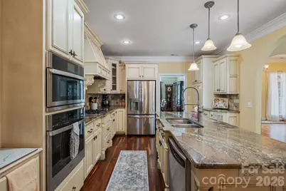 3808 Falling Creek Road NE, Hickory, NC 28601 - Photo 18