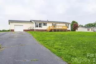 135 Howell Rd, Mocksville, NC 27028 - Photo 2