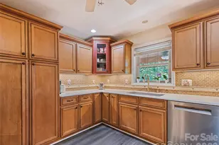 612 Brannon Forest Dr, Waynesville, NC 28785 - Photo 28