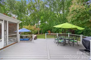 9516 Deer Spring Ln, Charlotte, NC 28210 - Photo 4