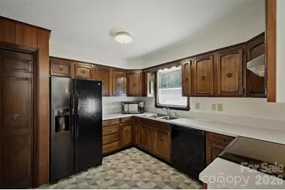 1208 35th Street Place NE #8, Conover, NC 28613 - Photo 16