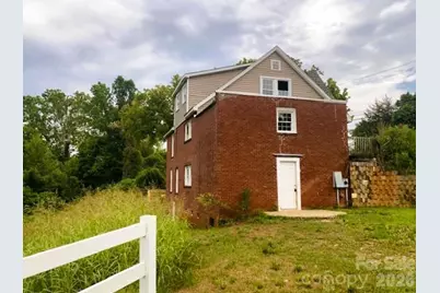 2689 Harris Henrietta Road, Henrietta, NC 28114 - Photo 14