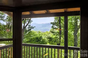 394 Hickory Dr, Waynesville, NC 28786 - Photo 12