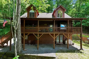 394 Hickory Dr, Waynesville, NC 28786 - Photo 1