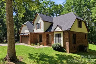 218 Westwood Dr, Morganton, NC 28655 - Photo 2
